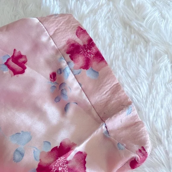 Pink and Red Floral Robe and Nightgown Set with Tie Closures Size 3X - Picture 10 of 15